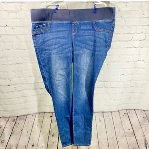 Old Navy Super Skinny Mid Rise Med Wash Jeggings 18 Long